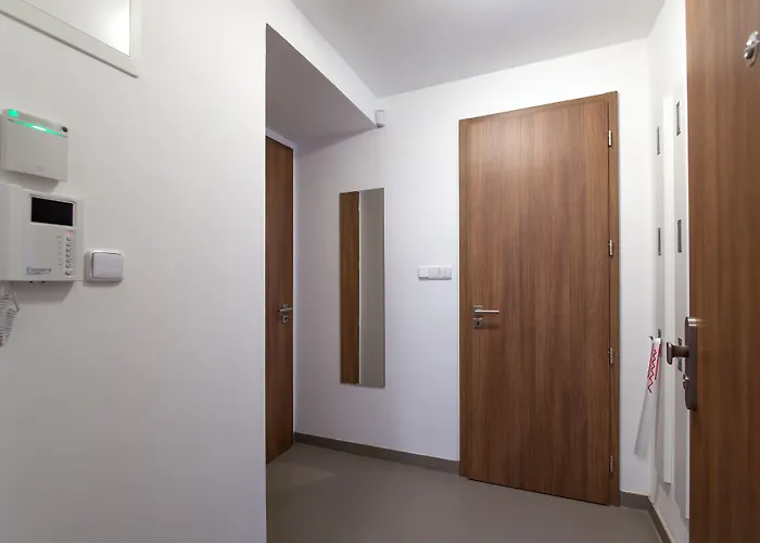 Apartamento Dobrovskeho 30 *