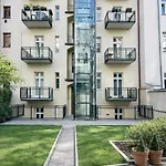Dobrovskeho 30 * Praga