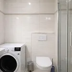 Dobrovskeho 30 Apartament