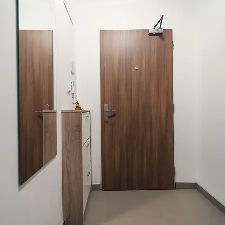 Dobrovskeho 30