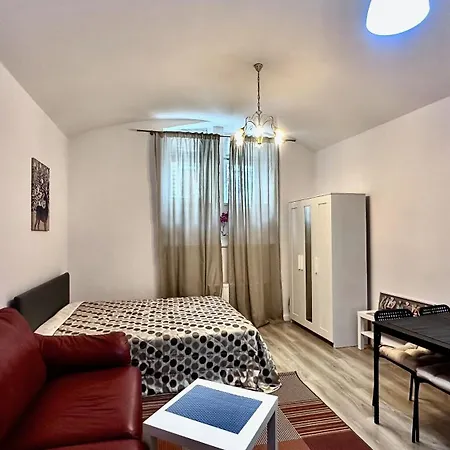 Dobrovskeho 30 Apartment