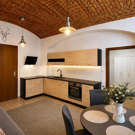 Apartmán Dobrovskeho 30