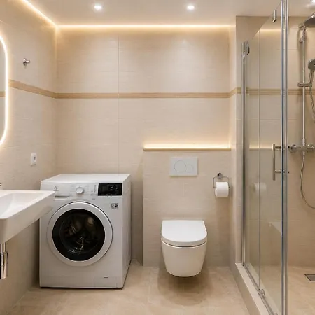Dobrovskeho 30 Apartmán *
